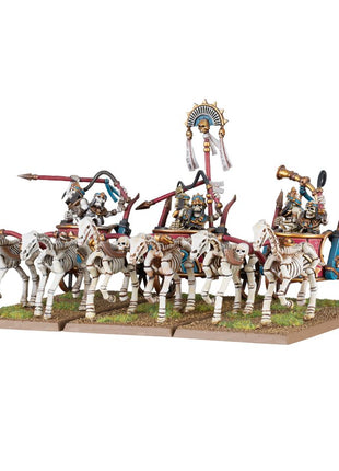 Dit is een afbeelding van het miniatuur Skeleton Chariots - Tomb Kings of Khemri voor het spel Warhammer, te koop bij Tabletop Miniature Wargames spellenwinkel Speldorado in delft