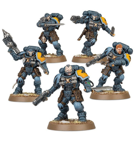 Dit is een afbeelding van het miniatuur Hounds Of Morkai - Space Wolves voor het spel Warhammer, te koop bij Tabletop Miniature Wargames spellenwinkel Speldorado in delft