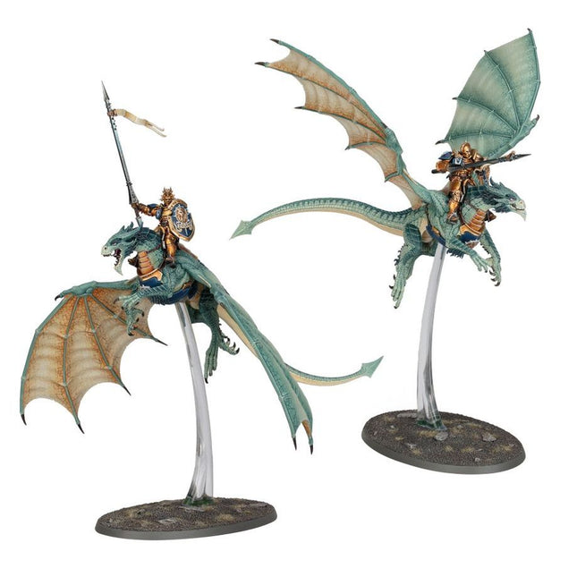 Dit is een afbeelding van het miniatuur Stormdrake Guard - Stormcast Eternals voor het spel Warhammer, te koop bij Tabletop Miniature Wargames spellenwinkel Speldorado in delft