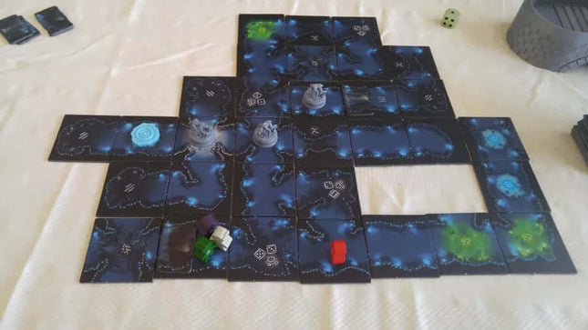 Dit is een foto van het spel Sub Terra EN te koop bij Speldorado Spellenwinkel Delft