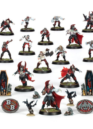 Dit is een afbeelding van het miniatuur Vampire Team - Blood Bowl voor het spel Warhammer, te koop bij Tabletop Miniature Wargames spellenwinkel Speldorado in delft