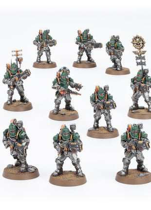 Dit is een afbeelding van het miniatuur Veletaris Storm Section - Solar Auxilia voor het spel Warhammer, te koop bij Tabletop Miniature Wargames spellenwinkel Speldorado in delft