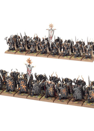 Dit is een afbeelding van het miniatuur Warriors - Warriors of Chaos voor het spel Warhammer, te koop bij Tabletop Miniature Wargames spellenwinkel Speldorado in delft