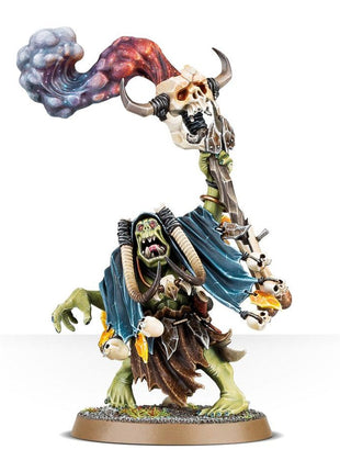Dit is een afbeelding van het miniatuur Weirdnob Shaman - Orruk Warclans voor het spel Warhammer, te koop bij Tabletop Miniature Wargames spellenwinkel Speldorado in delft