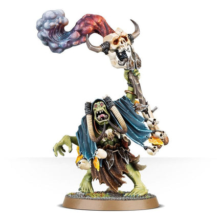Dit is een afbeelding van het miniatuur Weirdnob Shaman - Orruk Warclans voor het spel Warhammer, te koop bij Tabletop Miniature Wargames spellenwinkel Speldorado in delft