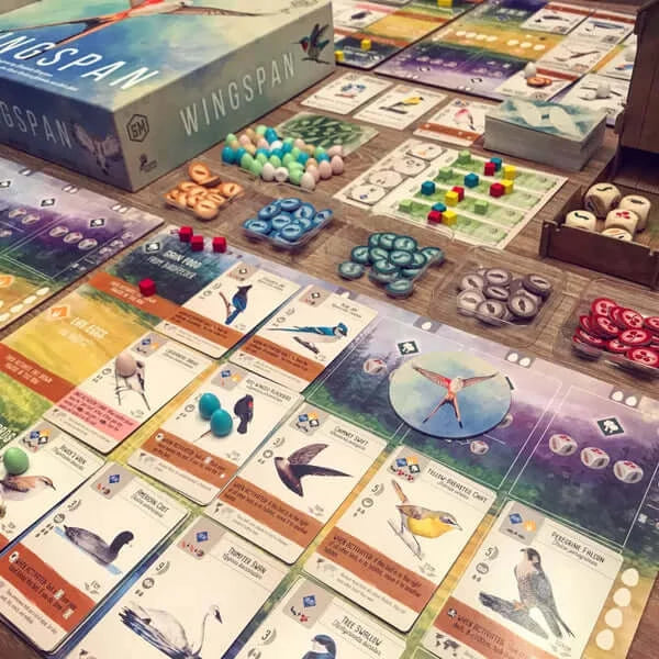 Dit is een foto van het spel Wingspan te koop bij Speldorado Spellenwinkel Delft