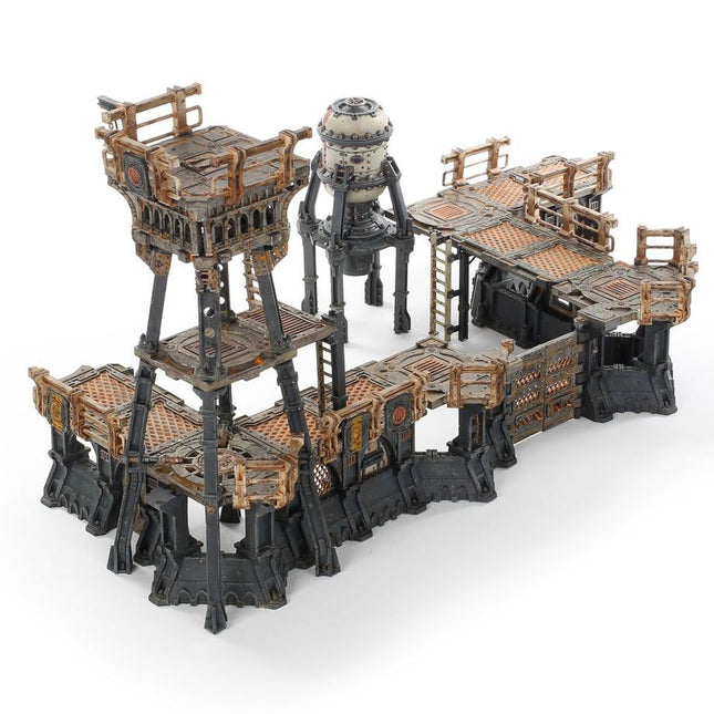 Dit is een foto van het spel Zone Mortalis Gang Stronghold - Necromunda te koop bij Speldorado Spellenwinkel Delft