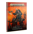Dit is een afbeelding van het miniatuur battletome: slaves to darkness (eng) voor het spel Warhammer, te koop bij Tabletop Miniature Wargames spellenwinkel Speldorado in delft