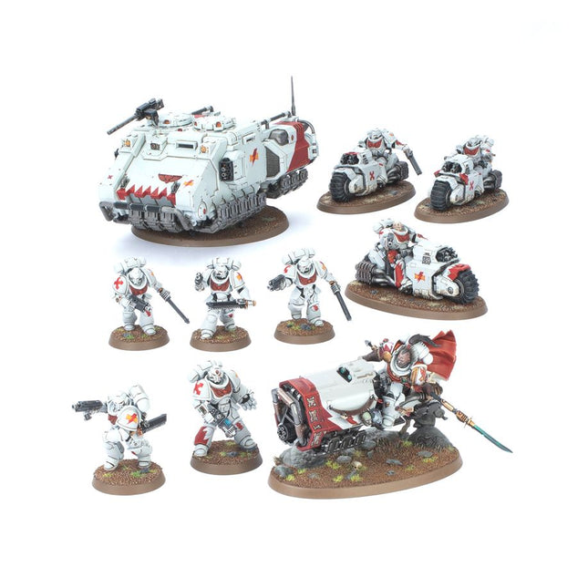 Dit is een afbeelding van het miniatuur Combat Patrol: White Scars voor het spel Warhammer, te koop bij Tabletop Miniature Wargames spellenwinkel Speldorado in delft