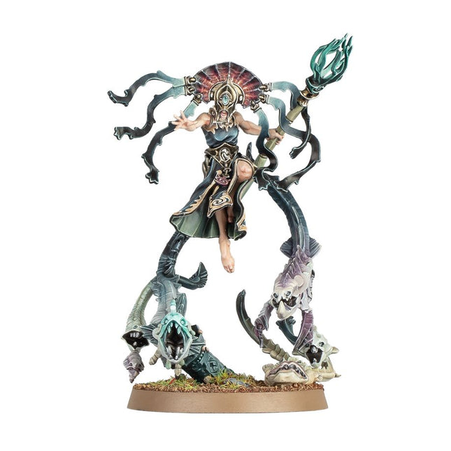 Dit is een afbeelding van het miniatuur mathaela oracle of the abyss - idoneth deepkin voor het spel Warhammer, te koop bij Tabletop Miniature Wargames spellenwinkel Speldorado in delft