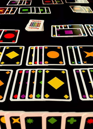 Dit is een foto van het spel Qwirkle Cards te koop bij Speldorado Spellenwinkel Delft