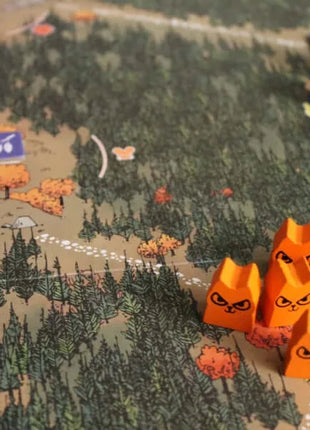 Dit is een foto van het spel Root A Game of Woodland Might & Right EN te koop bij Speldorado Spellenwinkel Delft