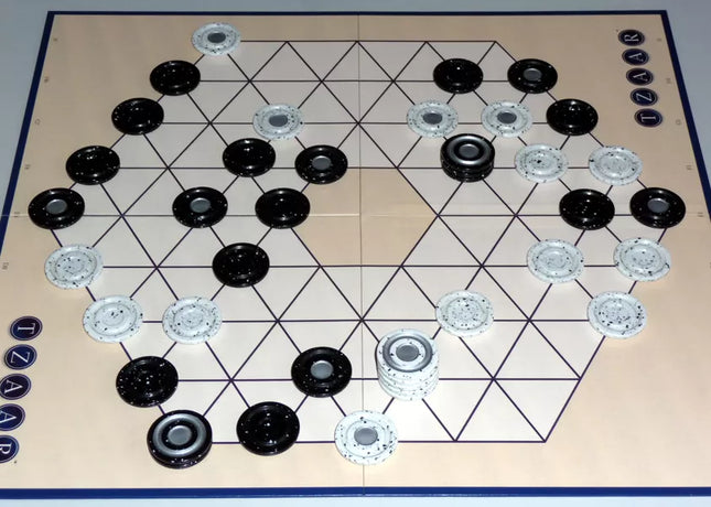 Dit is een foto van het spel TZAAR te koop bij Speldorado Spellenwinkel Delft