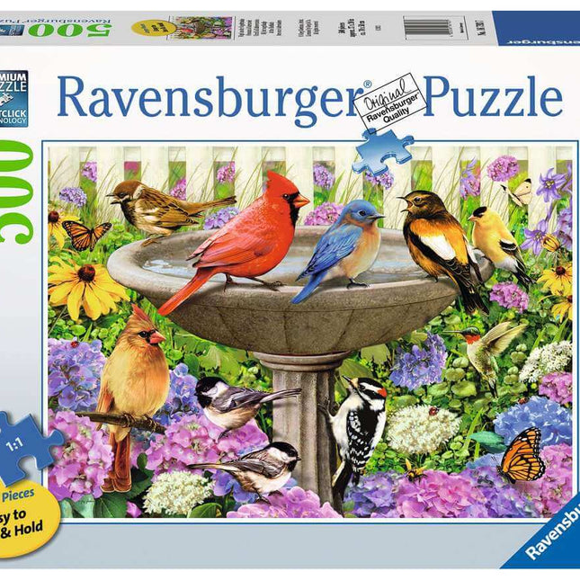 Dit is een foto van het spel Bij het vogelbadje - 500 stukjes (extra groot) te koop bij Speldorado Spellenwinkel Delft