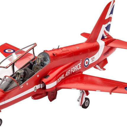Dit is een foto van het spel Bae Hawk T.1 Red Arrows - 4921 te koop bij Speldorado Spellenwinkel Delft