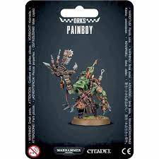 Dit is een afbeelding van het miniatuur Painboy - Orks voor het spel Warhammer, te koop bij Tabletop Miniature Wargames spellenwinkel Speldorado in delft