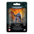 Dit is een afbeelding van het miniatuur Captain with Master-Crafted Bolt Rifle - Space Marines voor het spel Warhammer, te koop bij Tabletop Miniature Wargames spellenwinkel Speldorado in delft