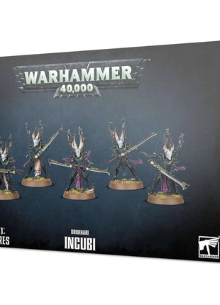 Dit is een afbeelding van het miniatuur Incubi - Drukhari voor het spel Warhammer, te koop bij Tabletop Miniature Wargames spellenwinkel Speldorado in delft