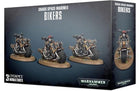 Dit is een afbeelding van het miniatuur Chaos Bikers - Chaos Space Marines voor het spel Warhammer, te koop bij Tabletop Miniature Wargames spellenwinkel Speldorado in delft