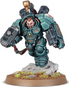 Dit is een afbeelding van het miniatuur Einhyr Champion - Leagues of Votann voor het spel Warhammer, te koop bij Tabletop Miniature Wargames spellenwinkel Speldorado in delft