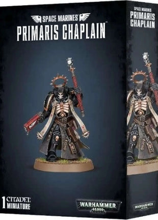 Dit is een afbeelding van het miniatuur Primaris Chaplain - Space Marines voor het spel Warhammer, te koop bij Tabletop Miniature Wargames spellenwinkel Speldorado in delft