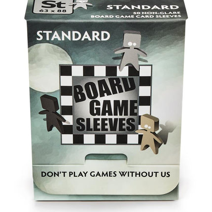 Dit is een foto van het spel Sleeves NON-GLARE Board Game - Standard (63x88mm) - NL te koop bij Speldorado Spellenwinkel Delft