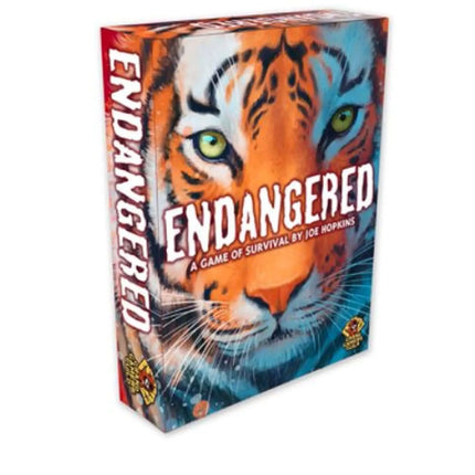 Dit is een foto van het spel Endangered EN te koop bij Speldorado Spellenwinkel Delft
