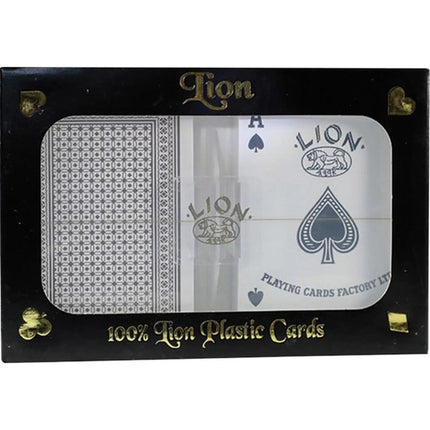 Dit is een foto van het spel Speelkaarten Lion 100 Proc.Plastic Dubbe te koop bij Speldorado Spellenwinkel Delft