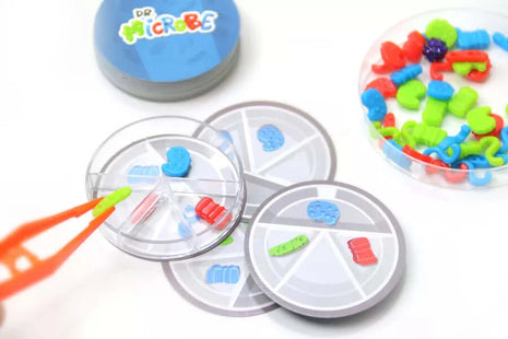 Dit is een foto van het spel Dr. Microbe te koop bij Speldorado Spellenwinkel Delft