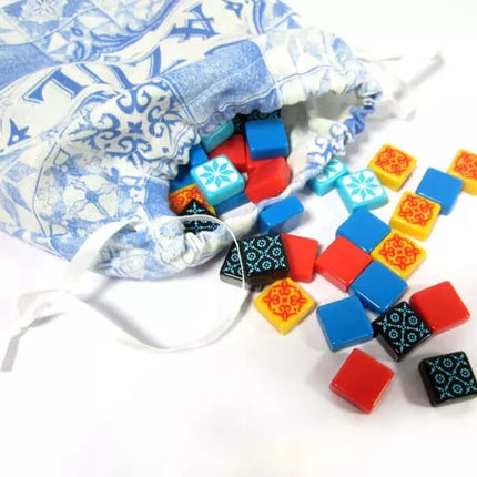 Dit is een foto van het spel Azul NL/FR NL te koop bij Speldorado Spellenwinkel Delft