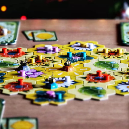Dit is een foto van het spel Beez te koop bij Speldorado Spellenwinkel Delft