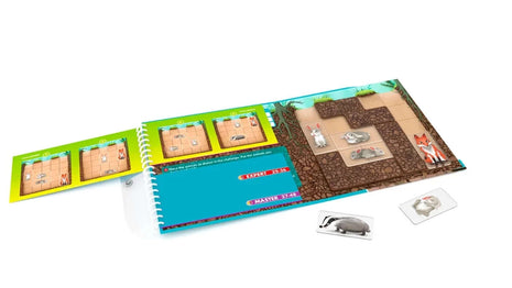 Dit is een foto van het spel Down the Rabbit Hole - Magnetic Travel - Smart games te koop bij Speldorado Spellenwinkel Delft
